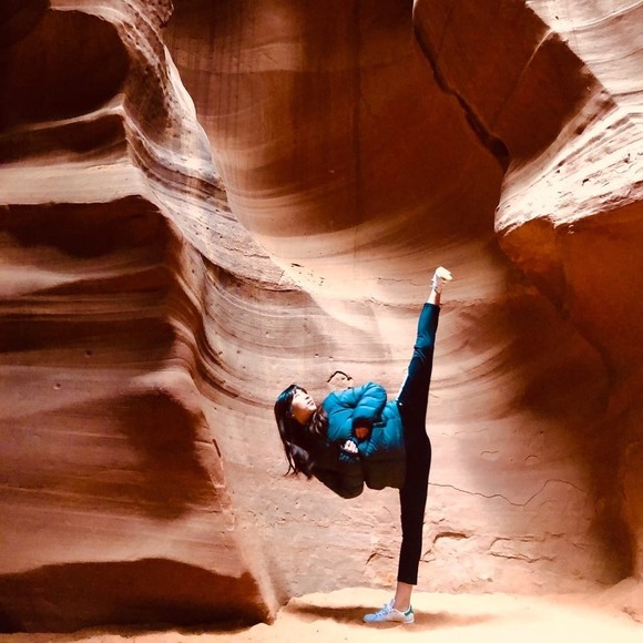 Meet your Posher, Yuri - Picture 1 of 1